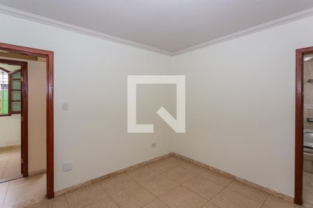 Casa à venda com 200m², 3 quartos e 3 vagasQuarto 3 - Suíte