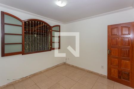 Casa à venda com 200m², 3 quartos e 3 vagasQuarto 3