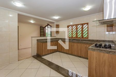Casa à venda com 200m², 3 quartos e 3 vagasCozinha