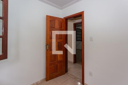 Casa à venda com 200m², 3 quartos e 3 vagasQuarto 2