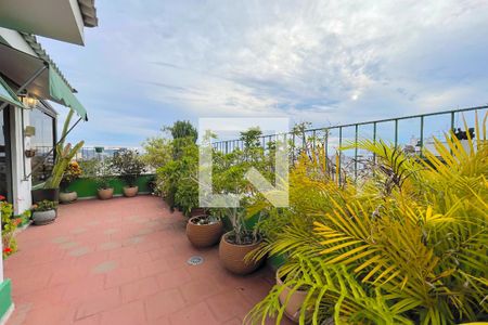 Apartamento à venda com 300m², 3 quartos e 2 vagasCobertura - Area Externa