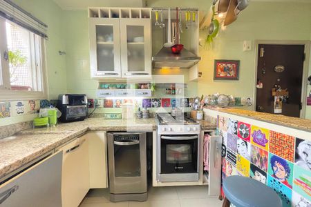 Apartamento à venda com 300m², 3 quartos e 2 vagasCozinha