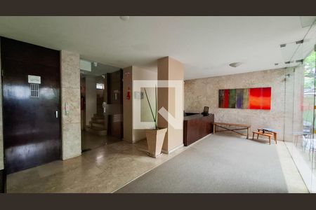 Apartamento à venda com 170m², 3 quartos e 1 vagaHall Social