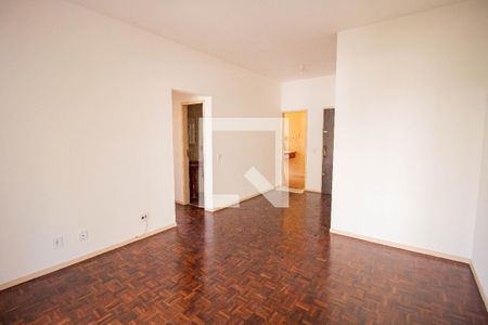 Apartamento para alugar com 66m², 2 quartos e 1 vagaSala