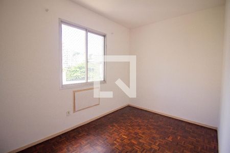 Quarto 1 de apartamento para alugar com 2 quartos, 66m² em Grajaú, Rio de Janeiro