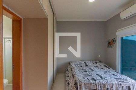 Casa à venda com 320m², 4 quartos e 2 vagas Casa à venda com 320m², 4 quartos e 2 vagasSuíte 2