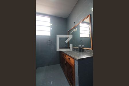 Casa de condomínio à venda com 180m², 5 quartos e NaN vagasBanheiro Social 1