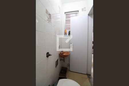 Casa de condomínio à venda com 180m², 5 quartos e NaN vagasCasa 2 - Banheiro de serviço