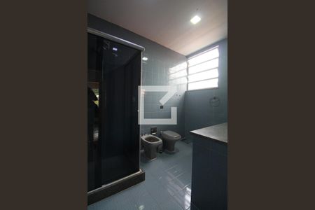 Casa de condomínio à venda com 180m², 5 quartos e NaN vagasBanheiro Social 1