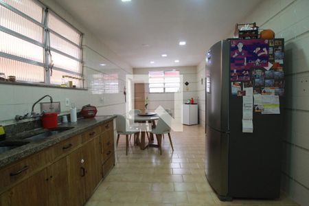 Casa de condomínio à venda com 180m², 5 quartos e NaN vagasCozinha