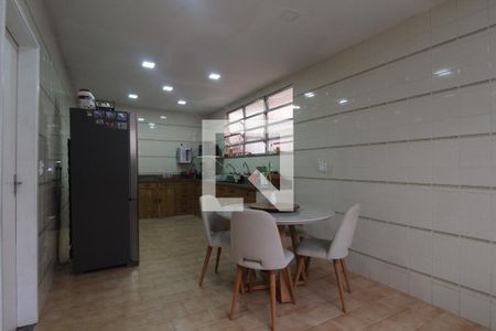 Casa de condomínio à venda com 180m², 5 quartos e NaN vagasCozinha