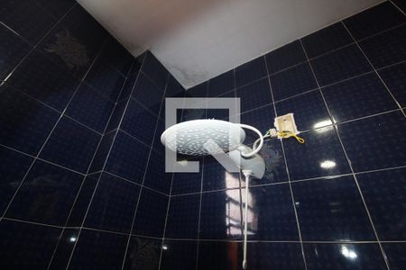 Casa de condomínio à venda com 180m², 5 quartos e NaN vagasBanheiro da Suíte