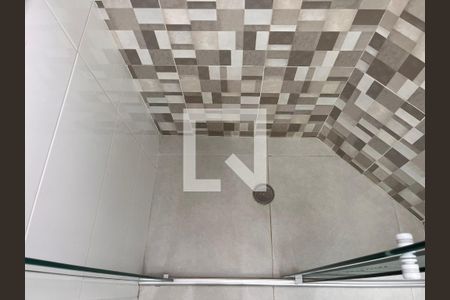 Apartamento à venda com 190m², 3 quartos e 3 vagasSuíte 02- Banheiro