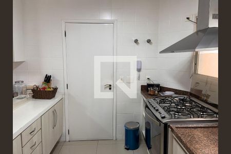 Apartamento à venda com 190m², 3 quartos e 3 vagasCozinha