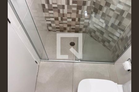 Apartamento à venda com 190m², 3 quartos e 3 vagasSuíte 02- Banheiro