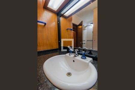 Apartamento para alugar com 92m², 3 quartos e sem vaga Apartamento para alugar com 92m², 3 quartos e sem vagaBanheiro