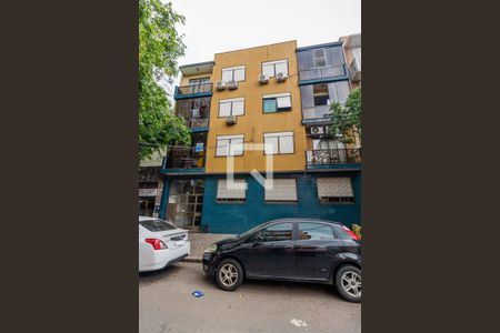 Apartamento para alugar com 92m², 3 quartos e sem vaga Apartamento para alugar com 92m², 3 quartos e sem vagaFachada
