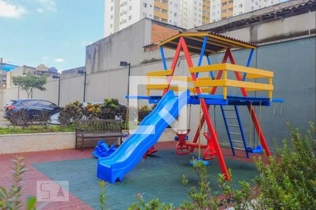 Apartamento para alugar com 68m², 2 quartos e 1 vaga Apartamento para alugar com 68m², 2 quartos e 1 vagaÁrea comum - Playground