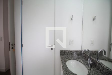 Apartamento para alugar com 68m², 2 quartos e 1 vagaBanheiro da Suite 1