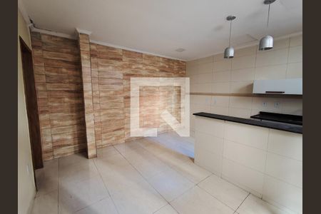 Sala/Cozinha de casa para alugar com 1 quarto, 40m² em Cascadura, Rio de Janeiro