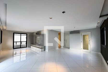 Apartamento para alugar com 156m², 3 quartos e 3 vagasSala
