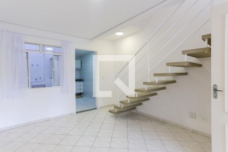 Sala de casa à venda com 2 quartos, 75m² em Jardim Ivana, São Paulo