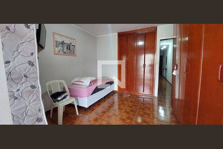 Casa à venda com 260m², 3 quartos e 6 vagasQuarto 1 suíte