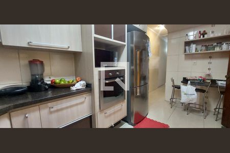 Casa à venda com 260m², 3 quartos e 6 vagasCozinha