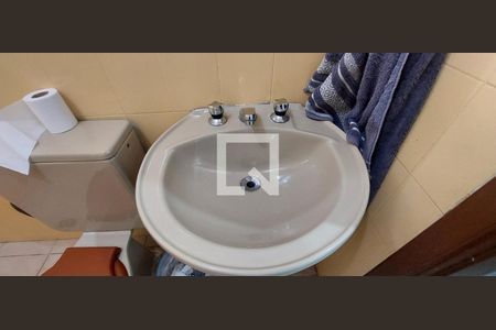 Casa à venda com 260m², 3 quartos e 6 vagasBanheiro Garagem