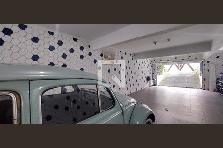 Casa à venda com 260m², 3 quartos e 6 vagasGaragem