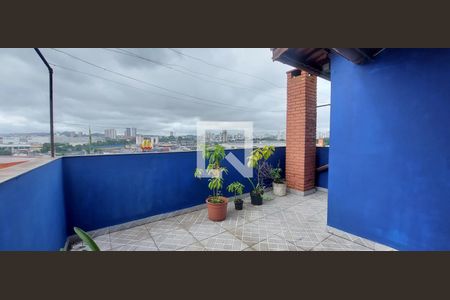 Casa à venda com 260m², 3 quartos e 6 vagasVaranda Área de Serviço