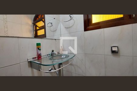 Casa à venda com 260m², 3 quartos e 6 vagasLavabo