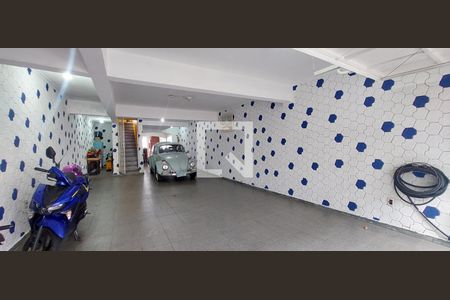 Casa à venda com 260m², 3 quartos e 6 vagasGaragem