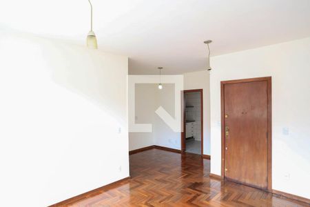 Sala  de apartamento para alugar com 3 quartos, 90m² em Santa Tereza, Belo Horizonte