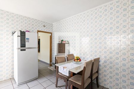 Casa à venda com 200m², 3 quartos e 2 vagas Casa à venda com 200m², 3 quartos e 2 vagasCozinha