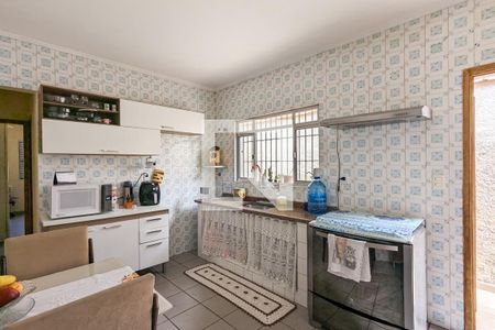 Casa à venda com 200m², 3 quartos e 2 vagas Casa à venda com 200m², 3 quartos e 2 vagasCozinha