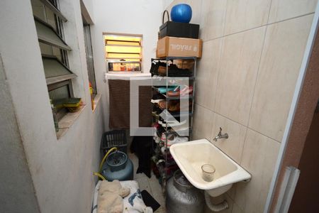 Casa à venda com 148m², 4 quartos e 2 vagasEdícula - área de serviço