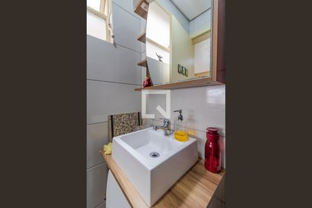 Banheiro de kitnet/studio à venda com 1 quarto, 28m² em Cidade Baixa, Porto Alegre