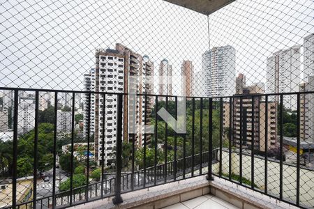 Apartamento à venda com 135m², 3 quartos e 3 vagasVaranda da Suíte 2