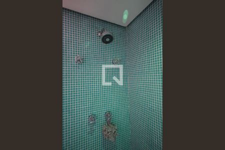 Apartamento à venda com 135m², 3 quartos e 3 vagasChuveiro do Banheiro da Suíte 2