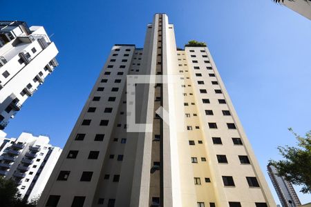 Apartamento à venda com 135m², 3 quartos e 3 vagasFachada Posterior