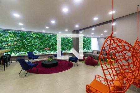 Apartamento para alugar com 29m², 1 quarto e 1 vagaHall social - Coworking