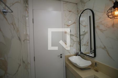 Apartamento para alugar com 41m², 2 quartos e sem vagaBanheiro