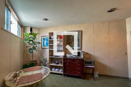 Cozinha de apartamento para alugar com 1 quarto, 150m² em Copacabana, Rio de Janeiro
