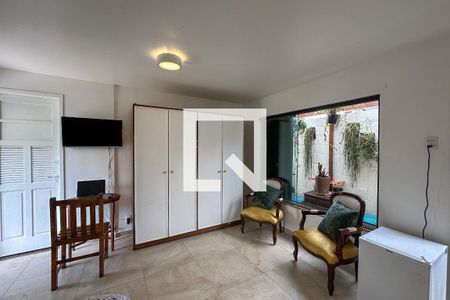 Quarto  de casa de condomínio para alugar com 2 quartos, 150m² em Copacabana, Rio de Janeiro