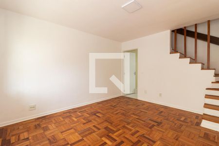 Sala de casa para alugar com 2 quartos, 100m² em Moema, São Paulo