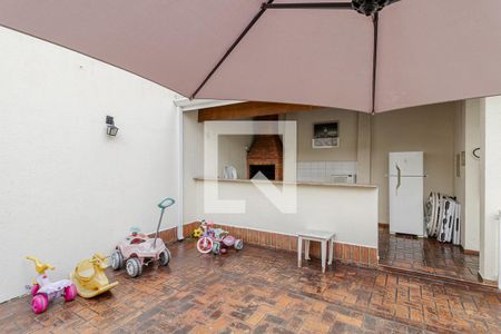 Casa de condomínio à venda com 140m², 3 quartos e 2 vagas Casa de condomínio à venda com 140m², 3 quartos e 2 vagasChurrasqueira