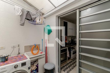 Casa de condomínio à venda com 140m², 3 quartos e 2 vagas Casa de condomínio à venda com 140m², 3 quartos e 2 vagasÁrea de Serviço