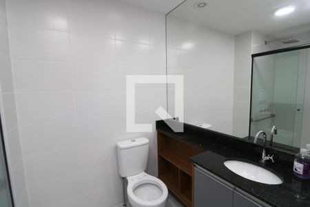 Banheiro  de apartamento à venda com 1 quarto, 26m² em Jardim Independência, São Paulo