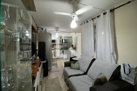 Casa à venda com 68m², 4 quartos e 3 vagasSala 2